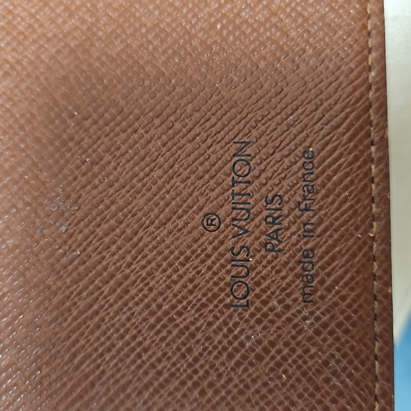 Louis Vuitton agenda - Picture 11 of 13